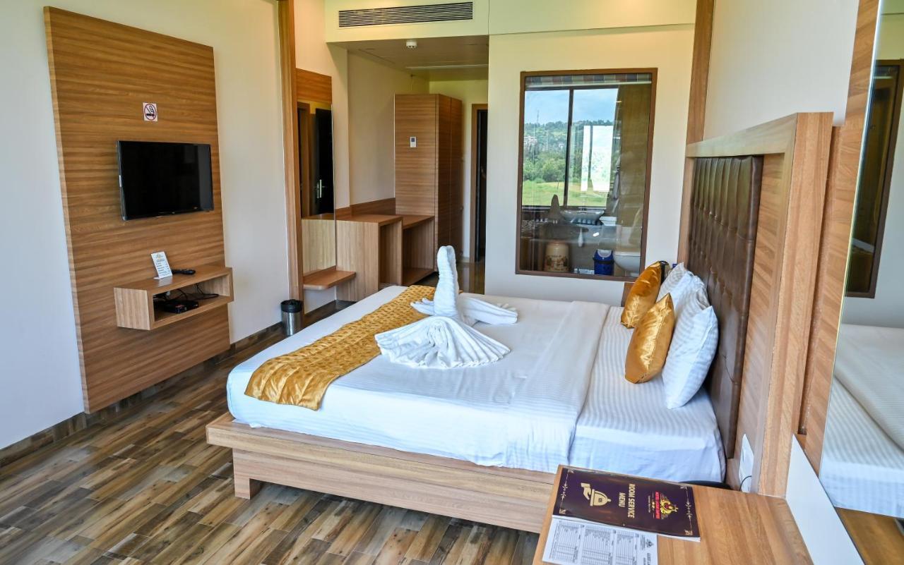Hotel Laxmi Empire 4*