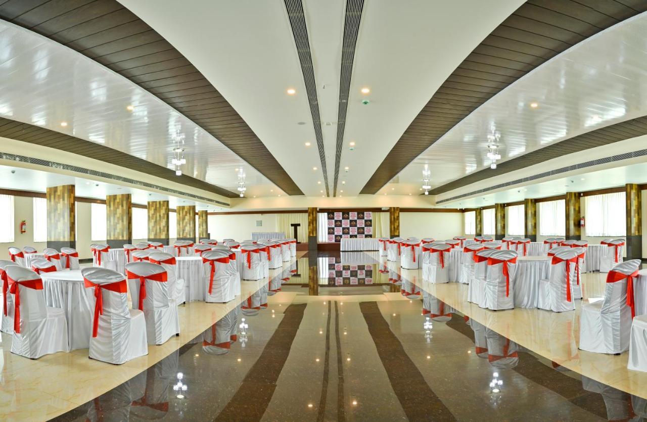 Hotel Laxmi Empire 4*